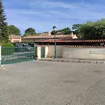 Charmant Studio Lumineux Avec Piscine