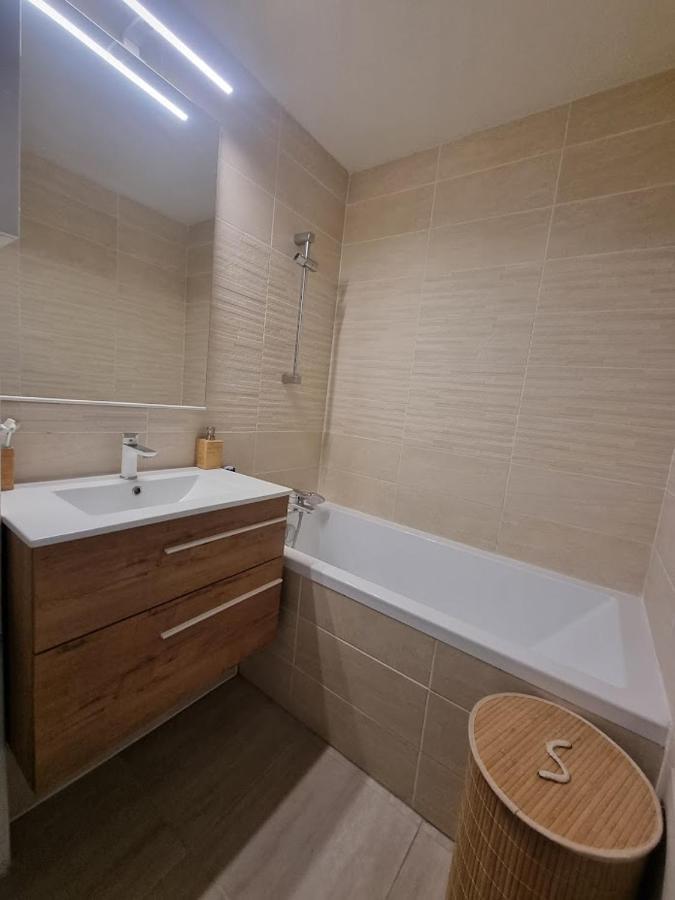 Appartamento Lumineux Avec Piscine *